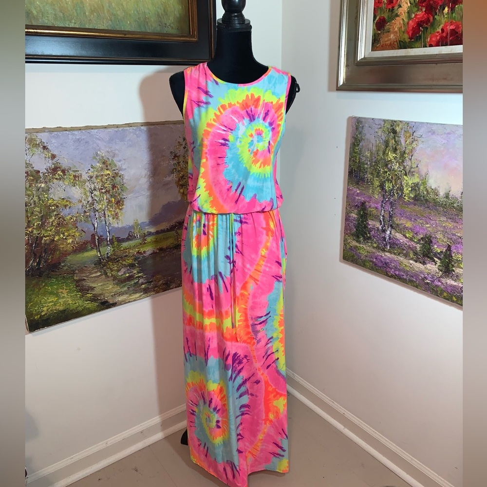 NWT EGS dress size M